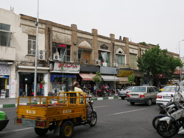 テヘランの街並み
