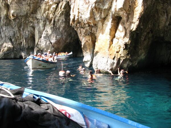 マルタ 青の洞窟
