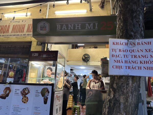 Banh Mi 25