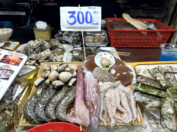 ソンチャー ナイトマーケット