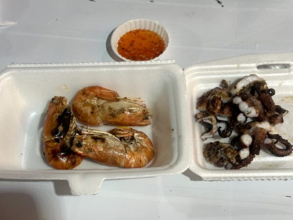 ソンチャー ナイトマーケット