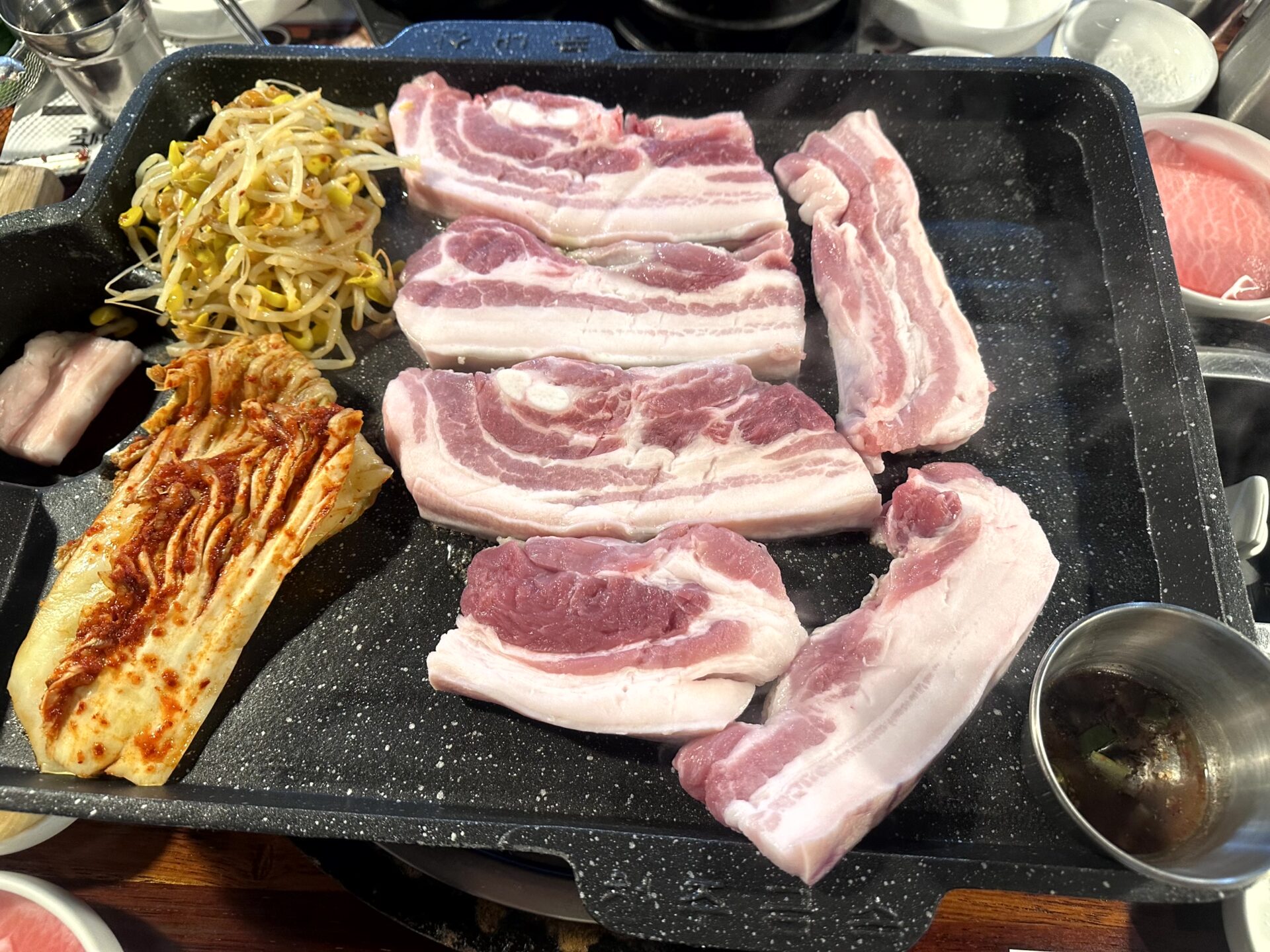トムベ豚